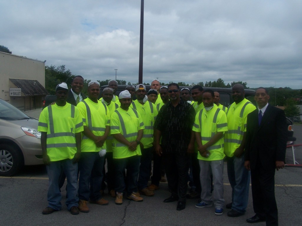 Instructors and administrators with the graduating class of November 2013. 